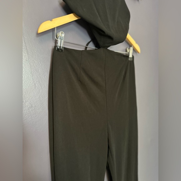 HELLO MOLLY Wide Leg Halterneck Open Back Black Jumpsuit EUC Size 6 - Picture 4 of 10